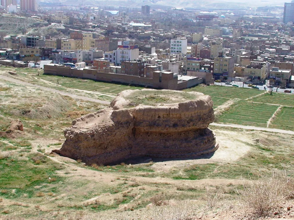 ربع رشیدی؛ اولین دانشگاه بین&zwnj;المللی دنیا