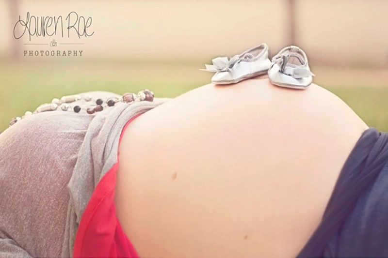 ژست عکاسی از شکم در دوران بارداری