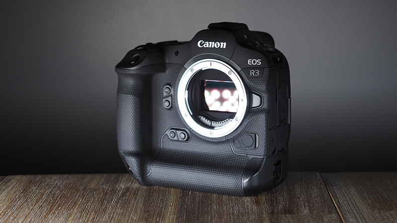 دوربین عکاسی Canon EOS R3 بهترین دوربین جهت گرفتن عکس ورزشی
