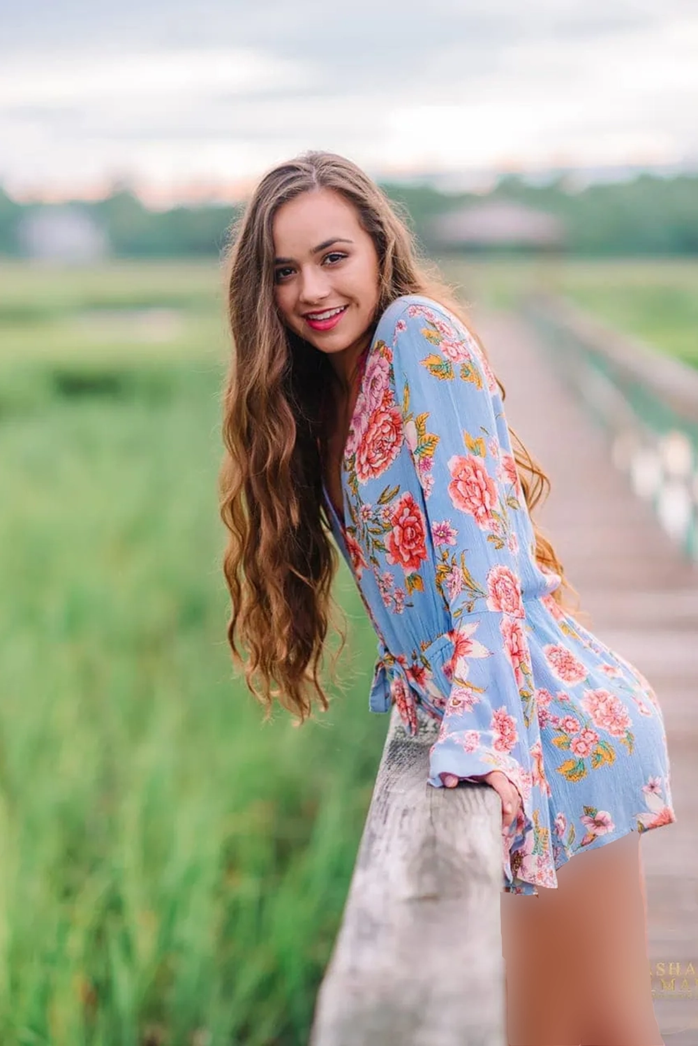 ژست عکاسی دخترانه | ژست عکس دخترانه | مدل های جدید ژست عکاسی دخترانه در طبیعت