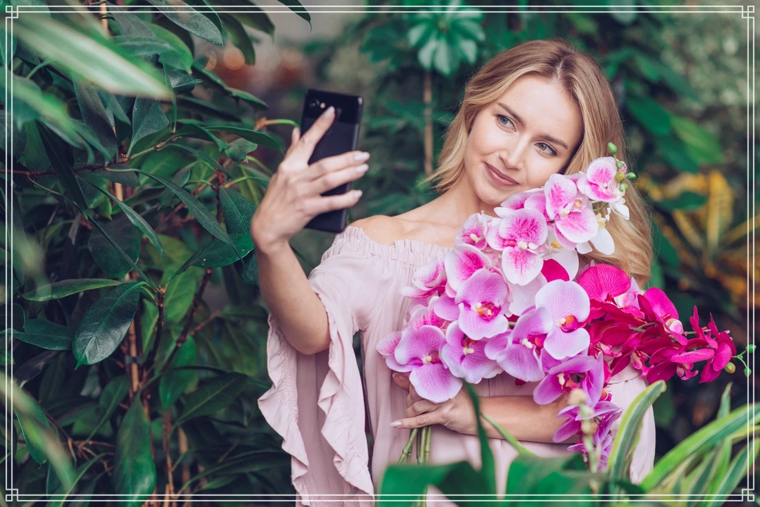 ژست عکاسی با گل و دسته گل
