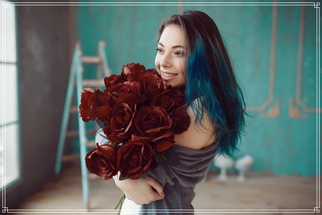 ژست عکاسی با گل و دسته گل