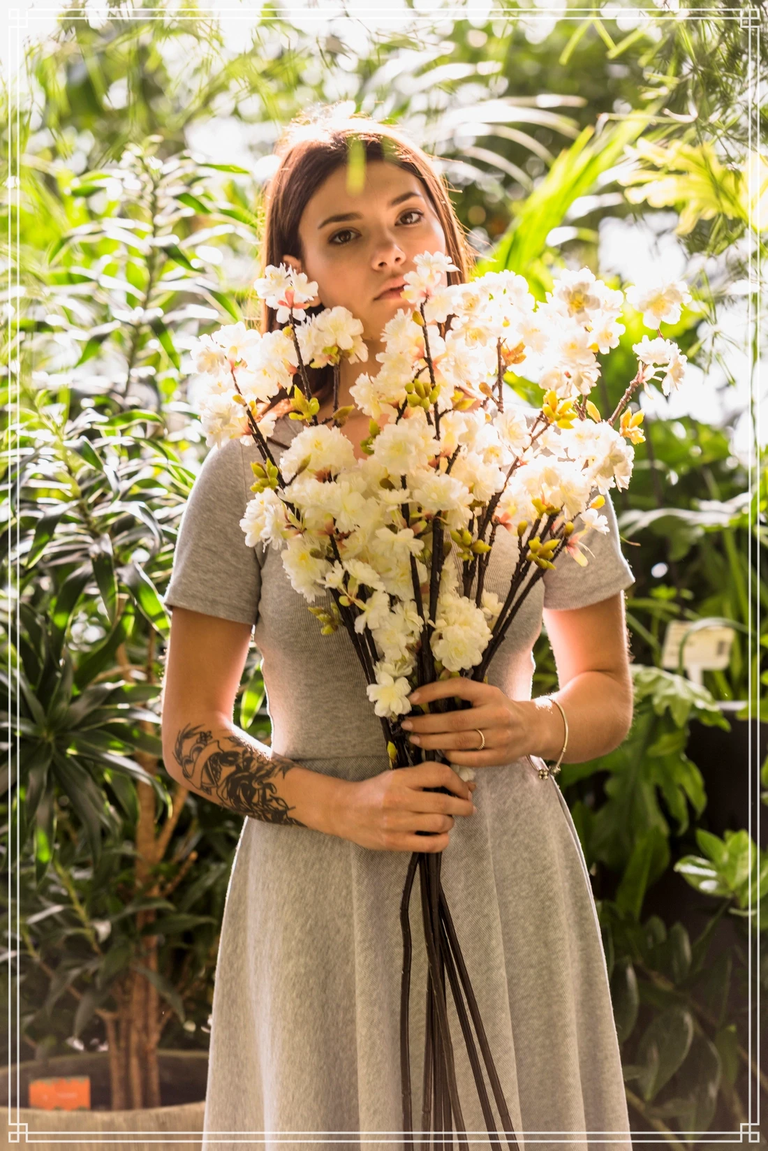 ایده عکس با دسته گل