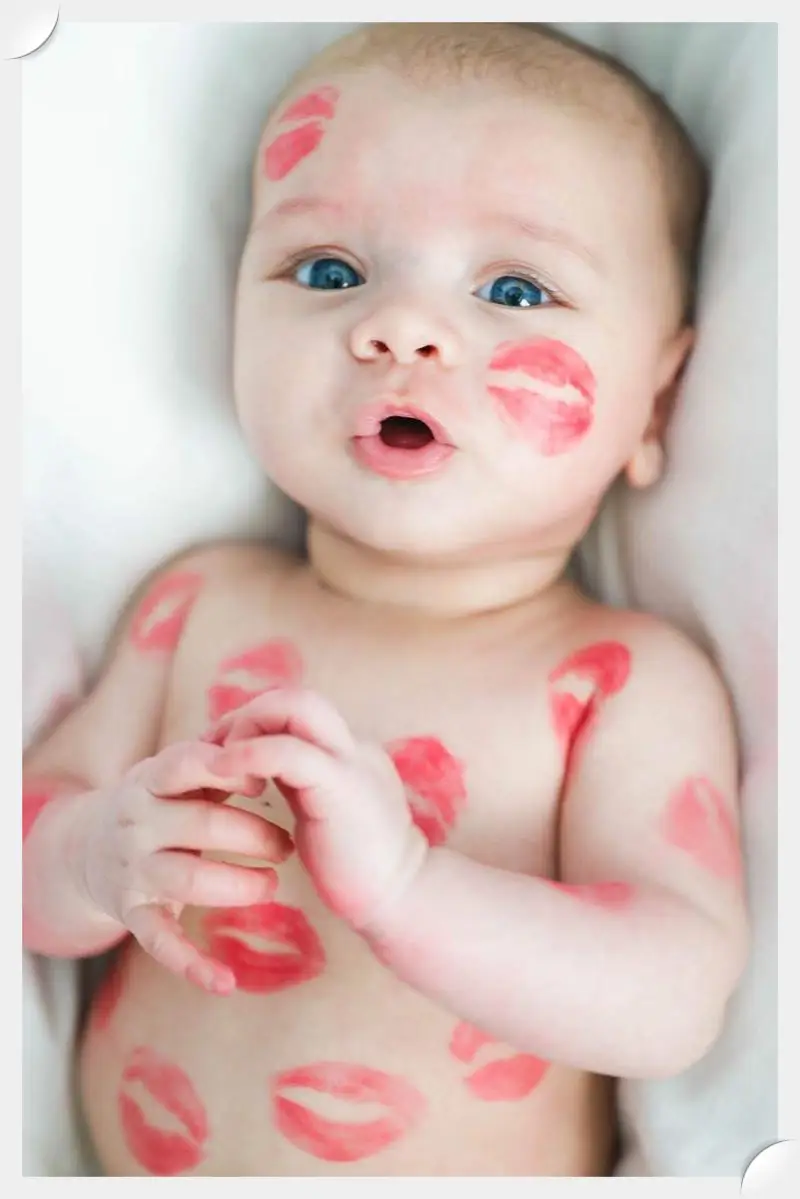 عکس پروفایل بچه گانه عاشقانه