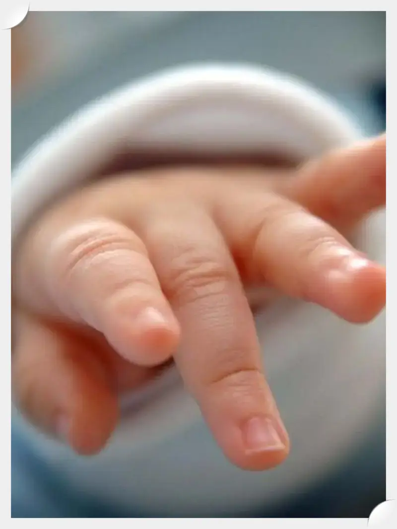 عکس پروفایل بچه گانه عاشقانه