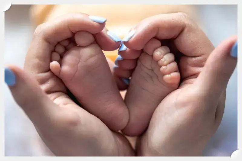 عکس پروفایل بچه گانه عاشقانه